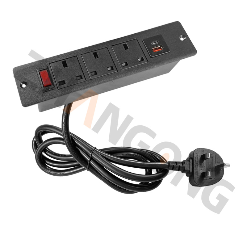 方形暗装3位英规配翘板过载开关带1USB+1TYPE-C黑色