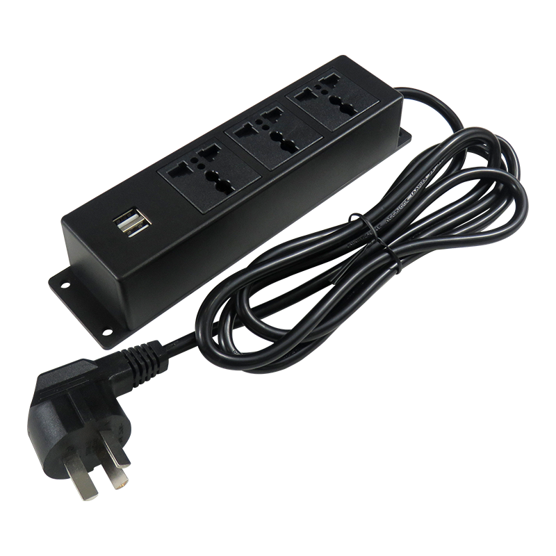 方形明装3位万用安全门带双USB 黑色