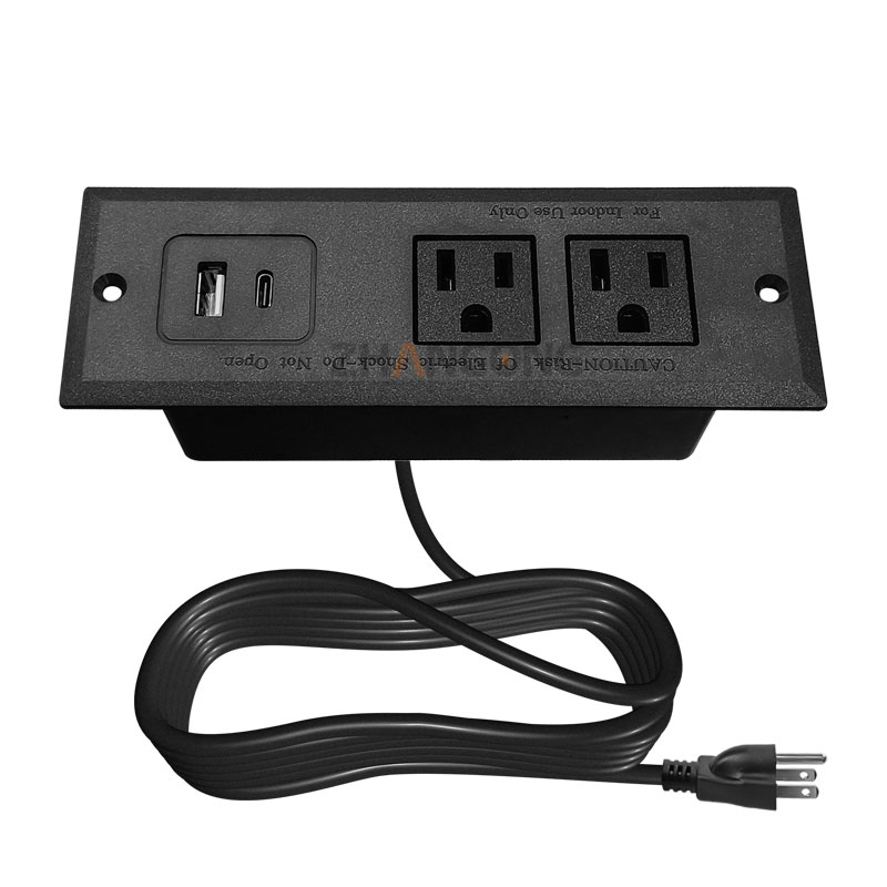 大款两位美标+1USB 1TYPE C