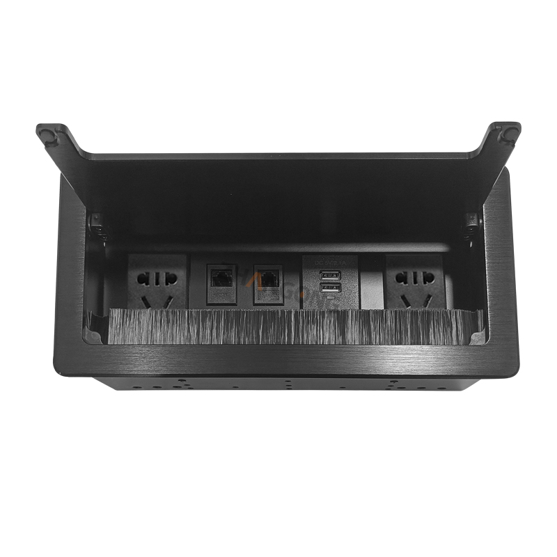 黑色毛刷式大圆边2五孔+2网口+双USB